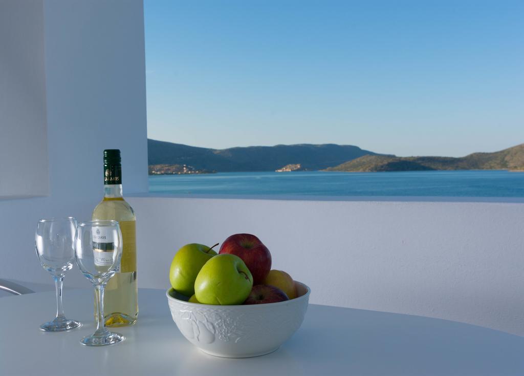 μαρκάκης *